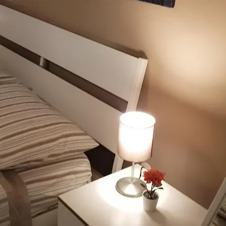 Homeholidayinsicily - Ovest Guest house Palazzolo Acreide