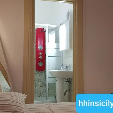 Homeholidayinsicily - Ovest Guest house Palazzolo Acreide