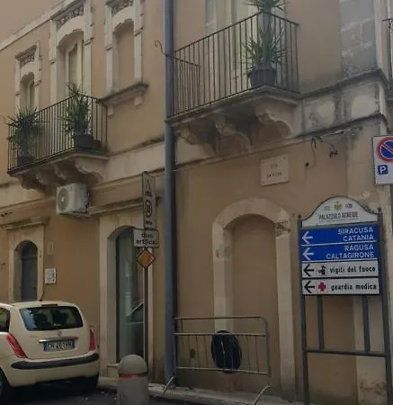 Maison d'hôtes Homeholidayinsicily - Ovest Palazzolo Acreide